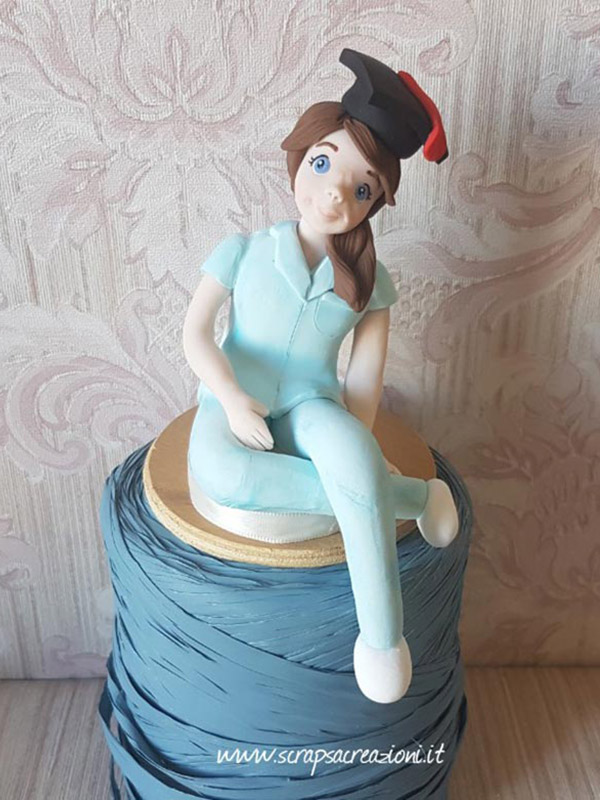 cake topper personalizzato laurea infermiera